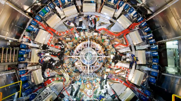 physicists-demonstrate-quantum-entanglement-among-heavy-z-bosons-at-cerns-large-hadron-collider