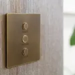 smart-technology-in-home-design-balances-modern-conveniences-with-environmental-responsibility