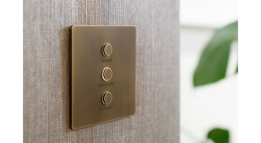 smart-technology-in-home-design-balances-modern-conveniences-with-environmental-responsibility