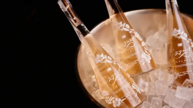ultra-luxe-welsh-gin-brand-cygnet-brings-its-first-non-alcoholic-spirit-infinity-to-the-united-states